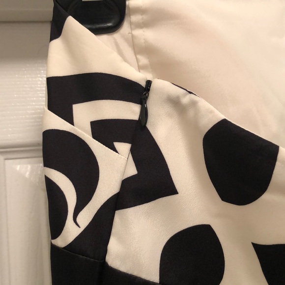 White House black market strapless dress - Picture 3 of 5